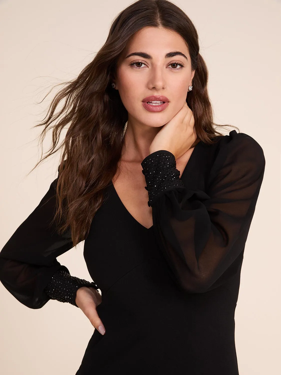 V-Neck Chiffon Puff Sleeve Mini Dress sold by Suzy Shier product image thumbnail 4