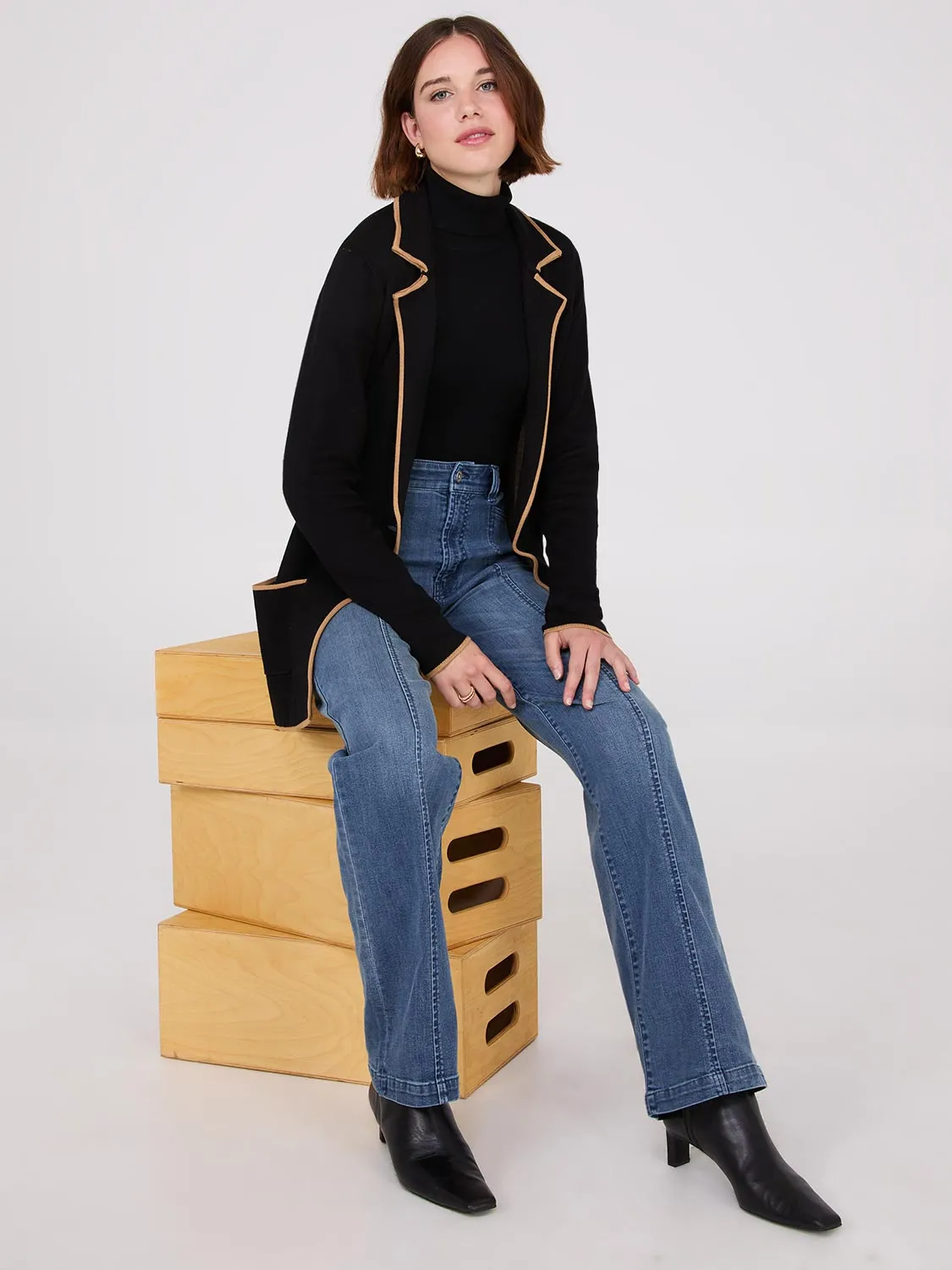 Contrast Piping One-Button Jacket sold by Suzy Shier product image thumbnail 3