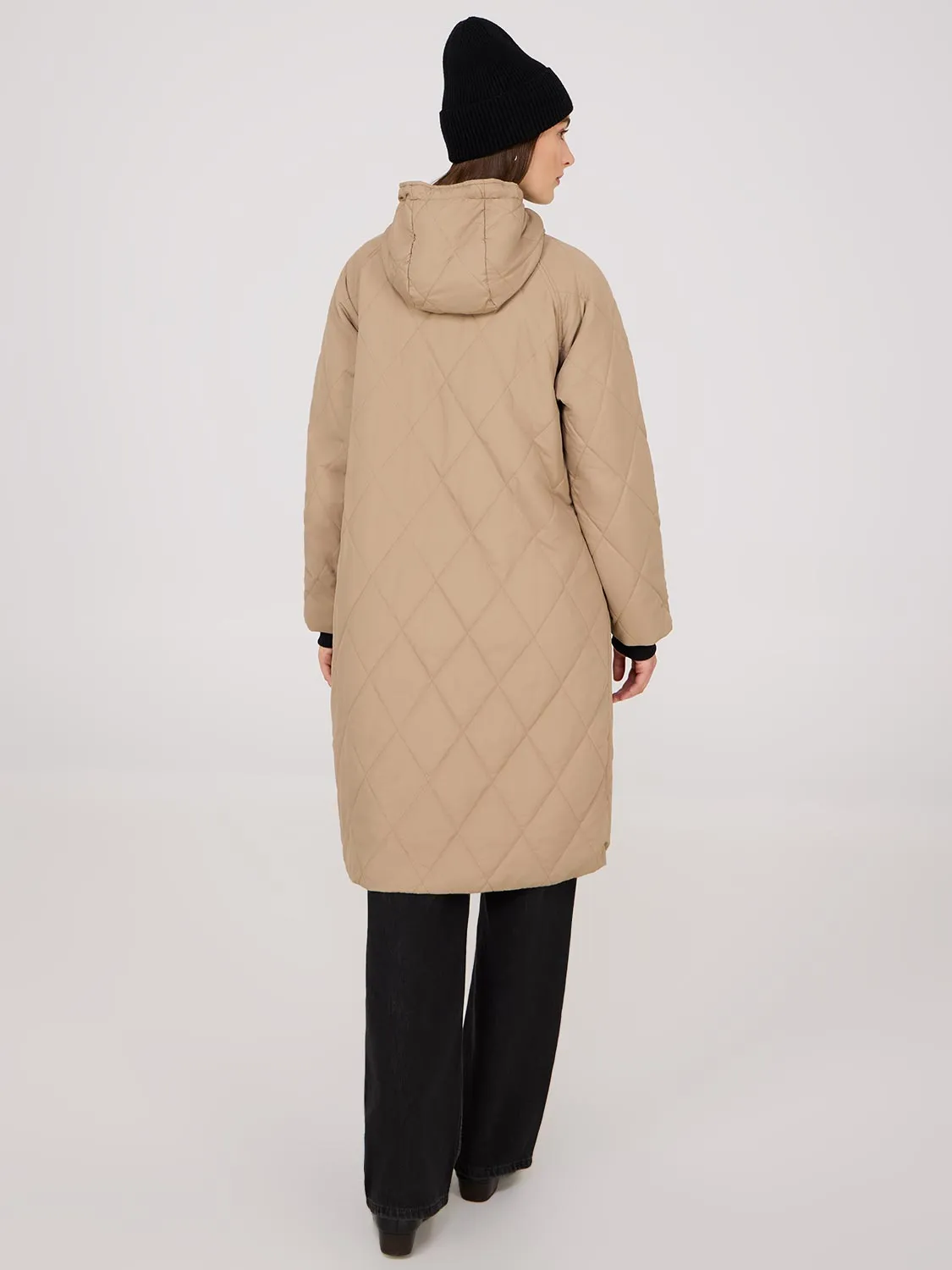 Diamond Quilted Puffer sold by Suzy Shier product image thumbnail 4