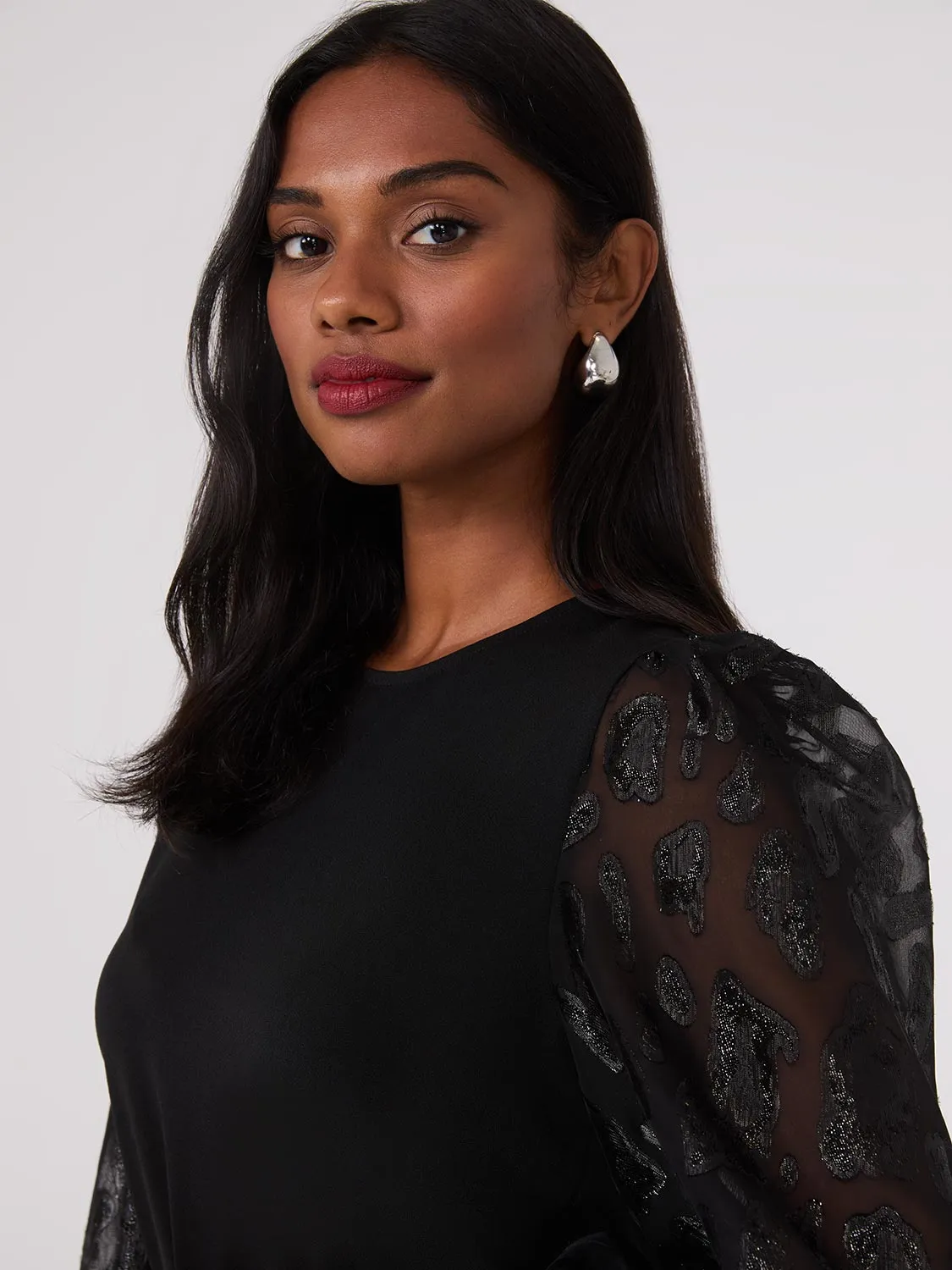 Leopard Print Balloon Sleeve Crepe Top sold by Suzy Shier product image thumbnail 2