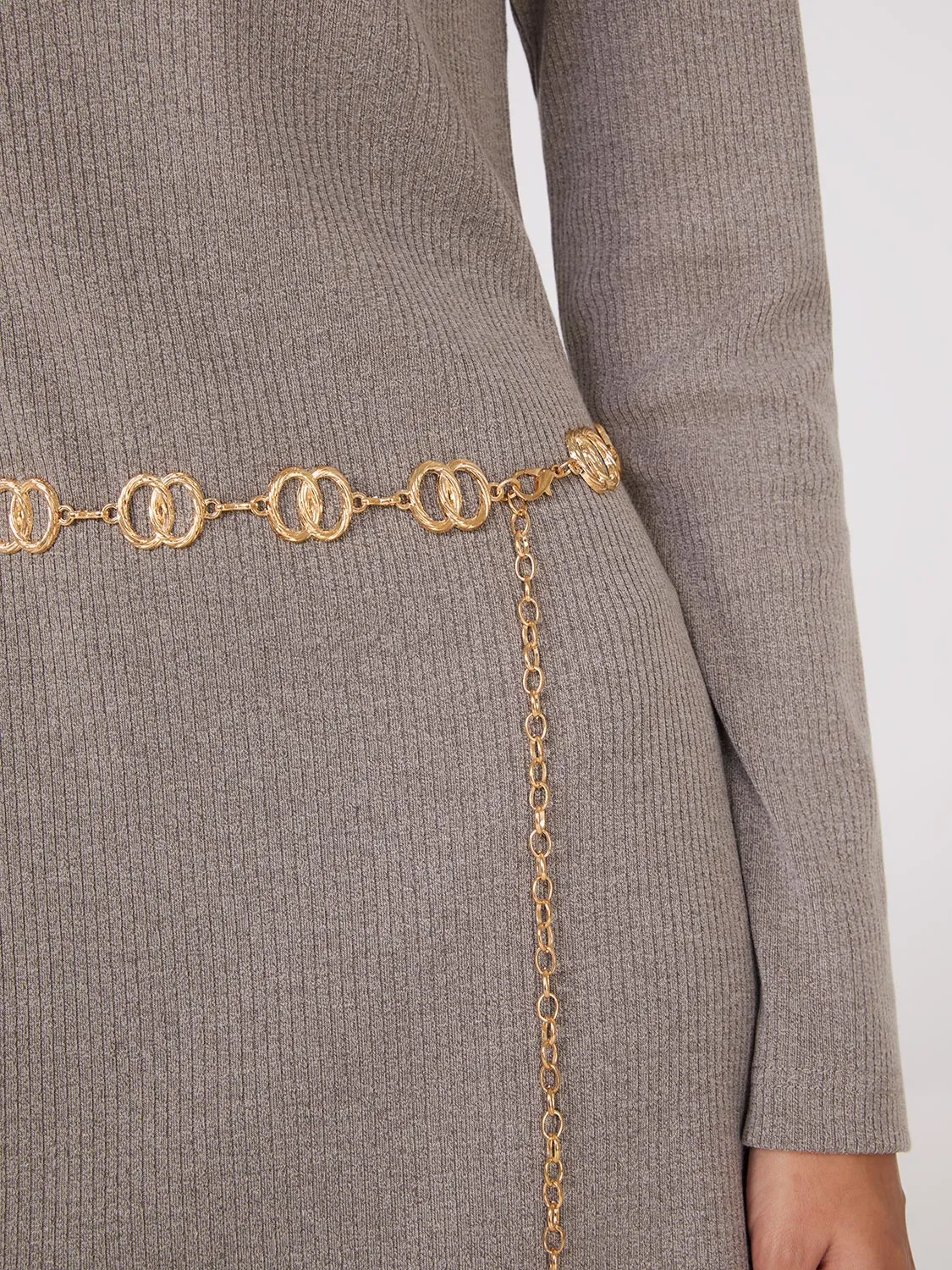 Metal Loop Chain Belt sold by Suzy Shier