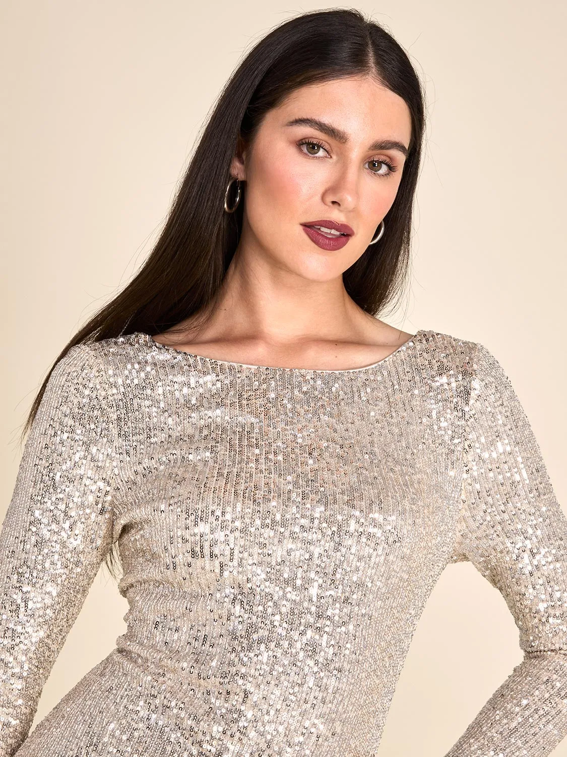 Mini Long Sleeve Sequin Dress sold by Suzy Shier product image thumbnail 4