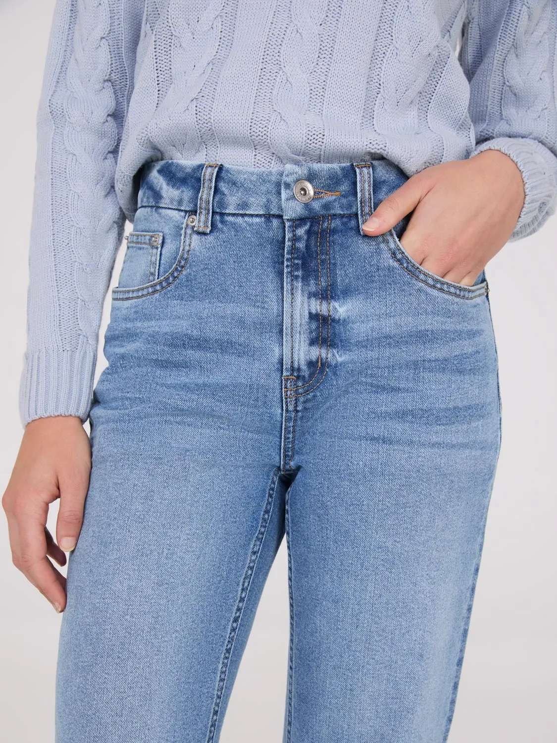 Mid-Rise Straight Leg Jeans sold by Suzy Shier product image thumbnail 2