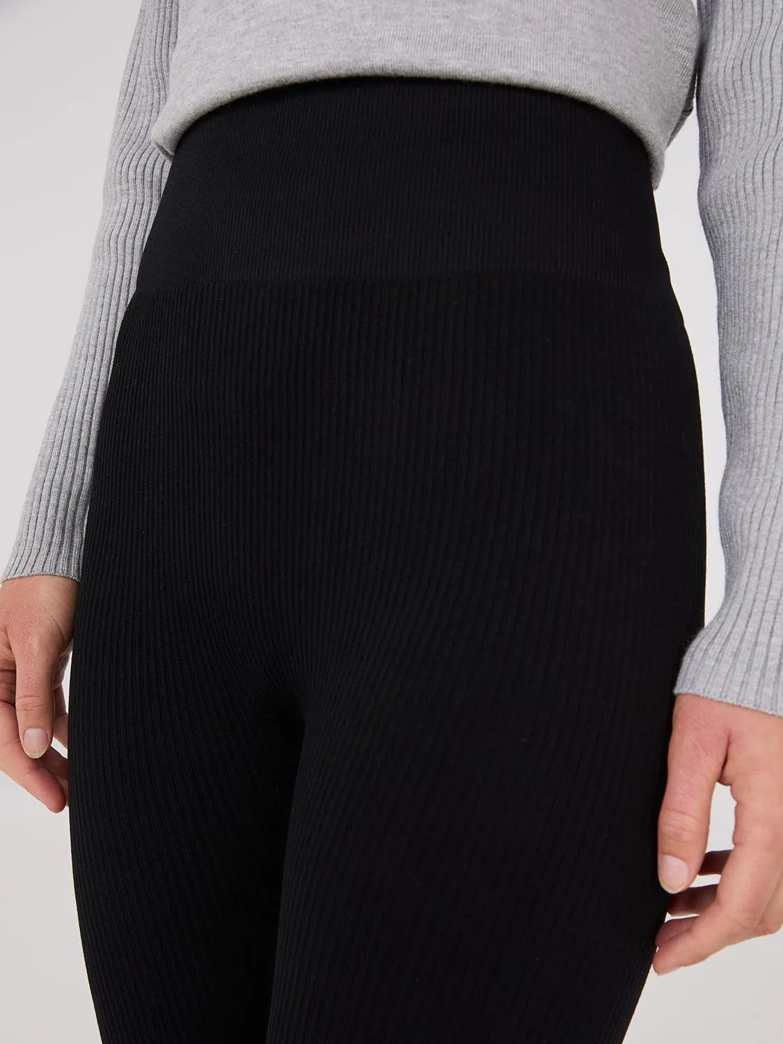 Seamless Ribbed Leggings sold by Suzy Shier product image thumbnail 2