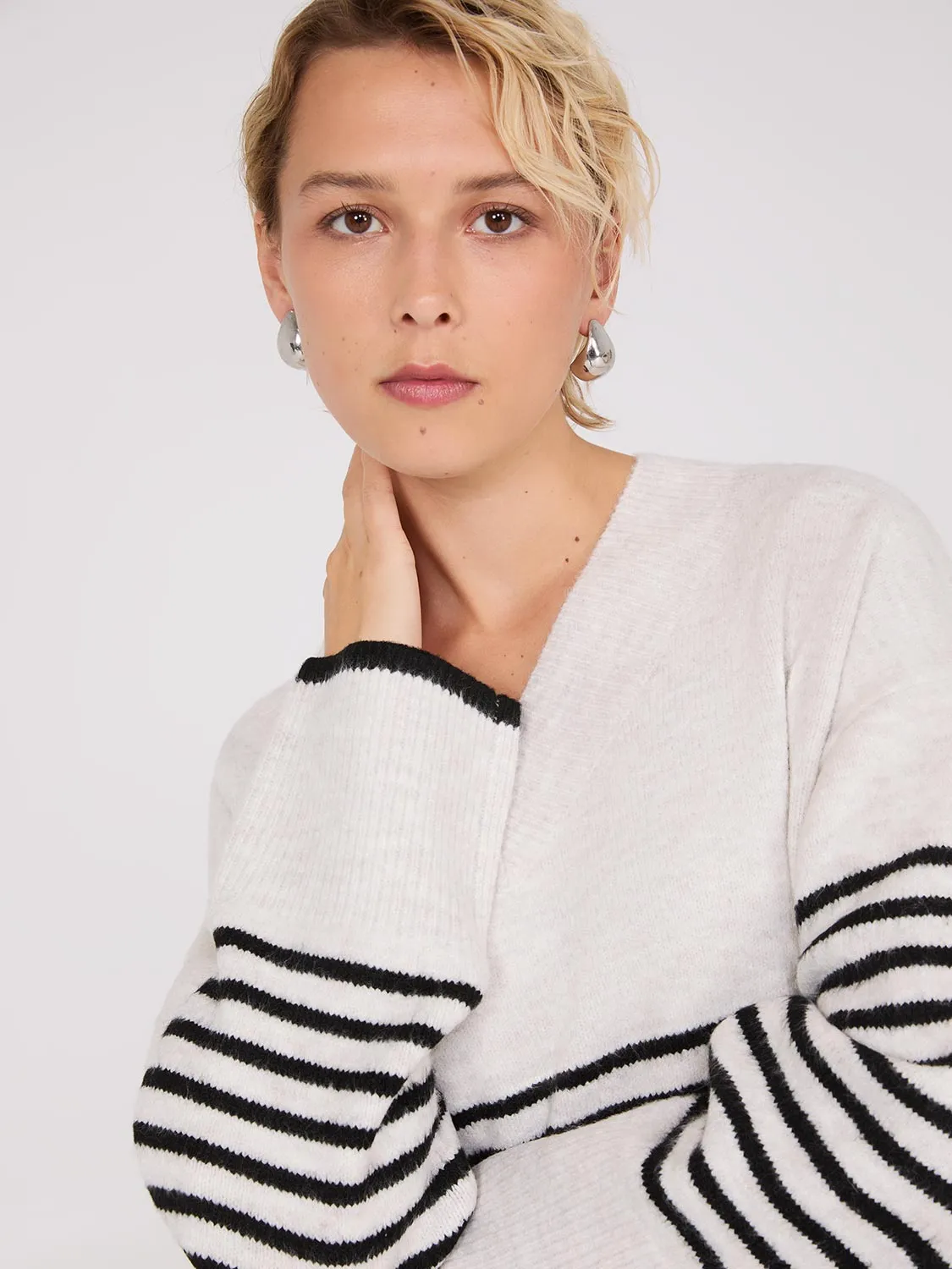 Striped V-Neck Loose Sweater sold by Suzy Shier product image thumbnail 2