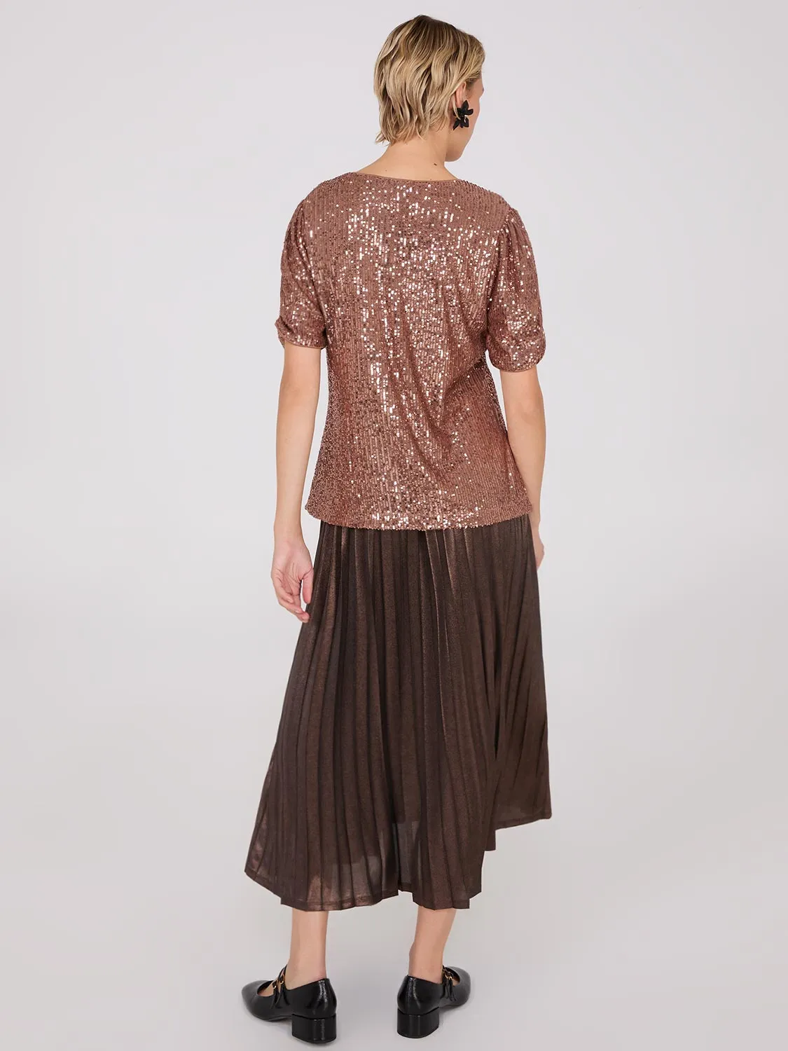 Ruched Short Sleeve Sequin Top sold by Suzy Shier product image thumbnail 4