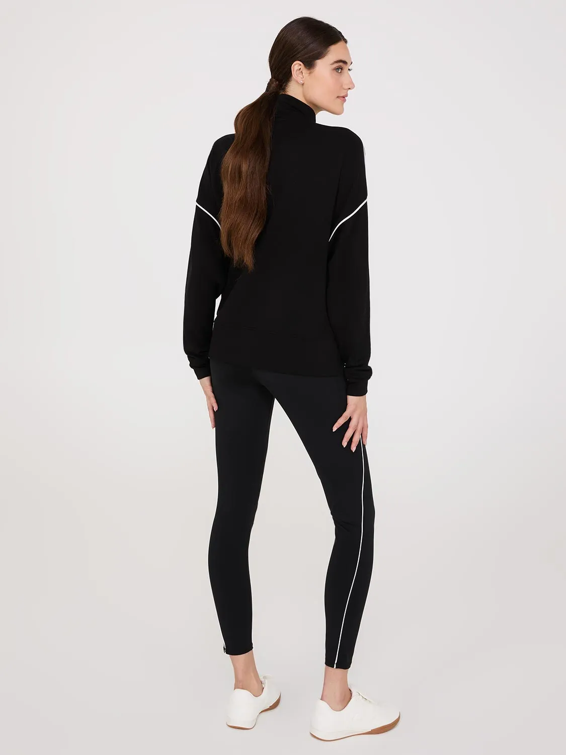 Contrast Piping Leggings sold by Suzy Shier product image thumbnail 4