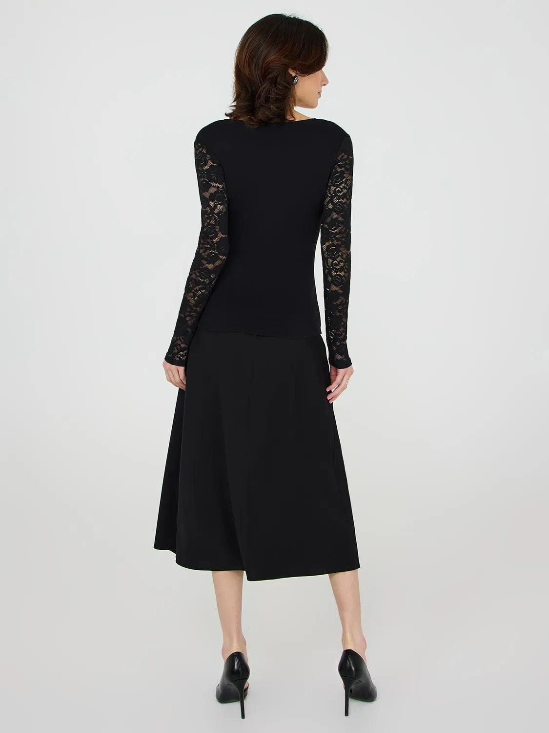 Scallop V-Neck Top With Lace Sleeves sold by Suzy Shier product image thumbnail 4
