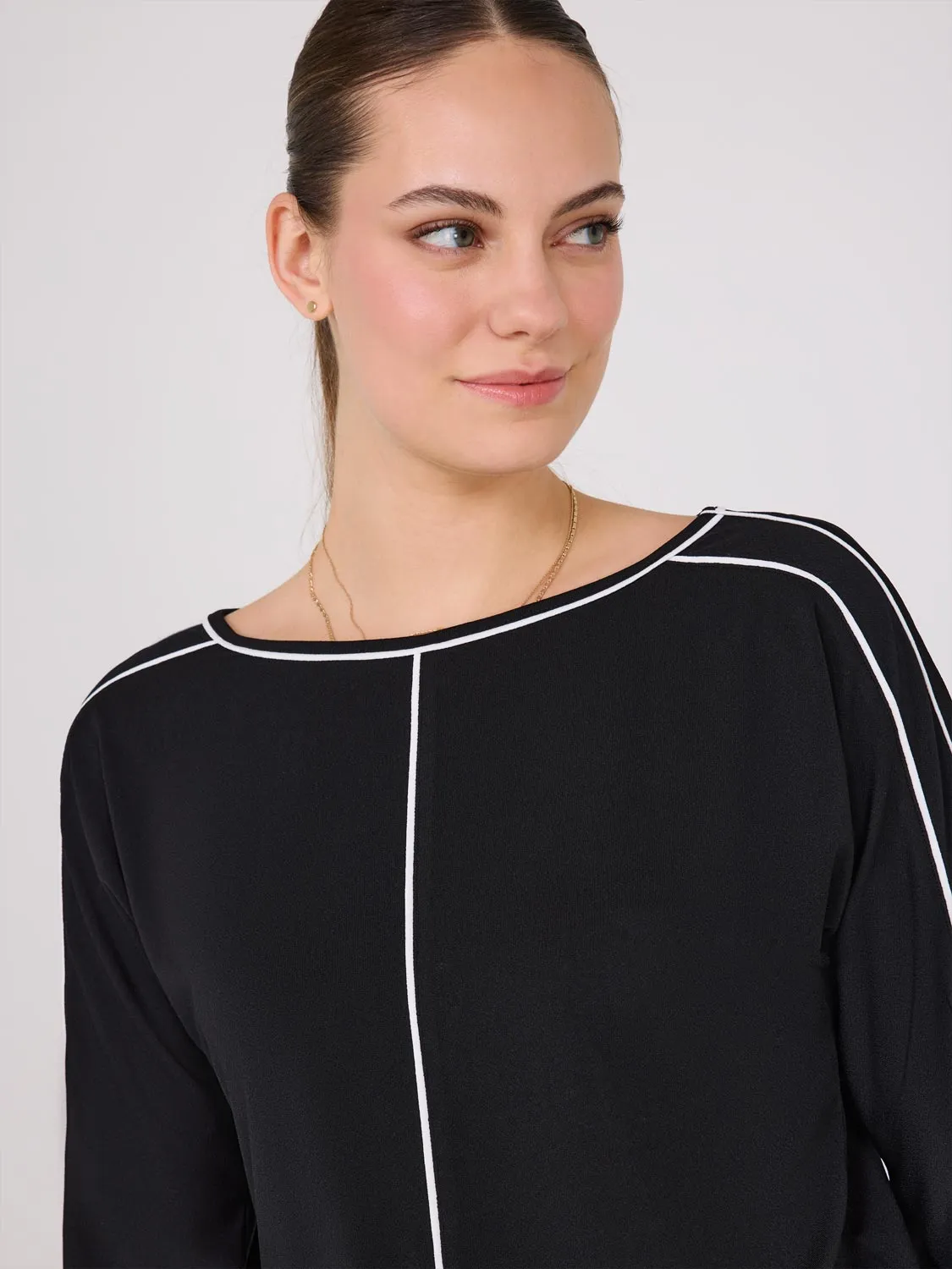 Contrast Piping Boat Neck Top sold by Suzy Shier product image thumbnail 2