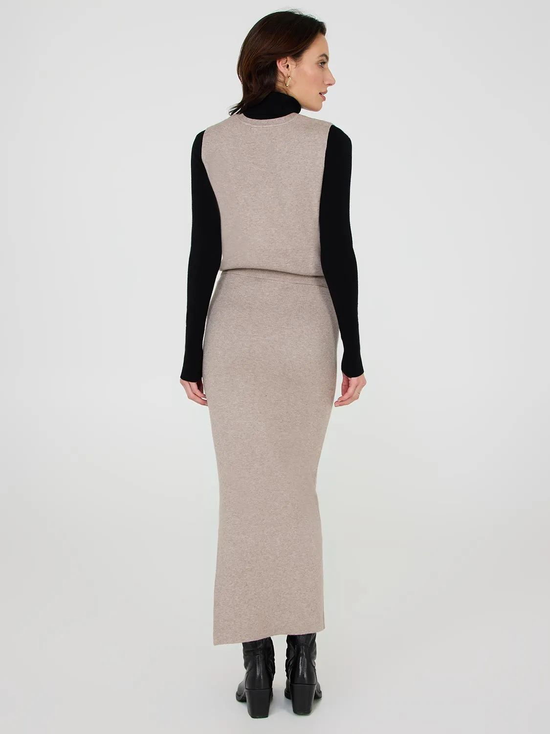 Sweater Knit Pencil Skirt sold by Suzy Shier product image thumbnail 5