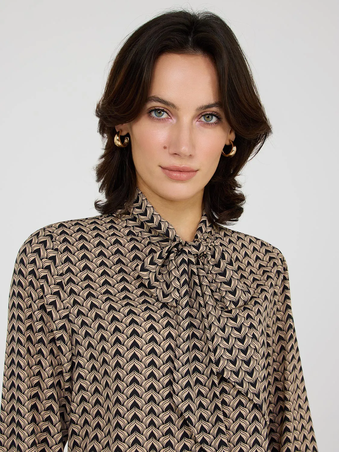 Geo Print Chiffon Tie Neck Blouse sold by Suzy Shier product image thumbnail 2