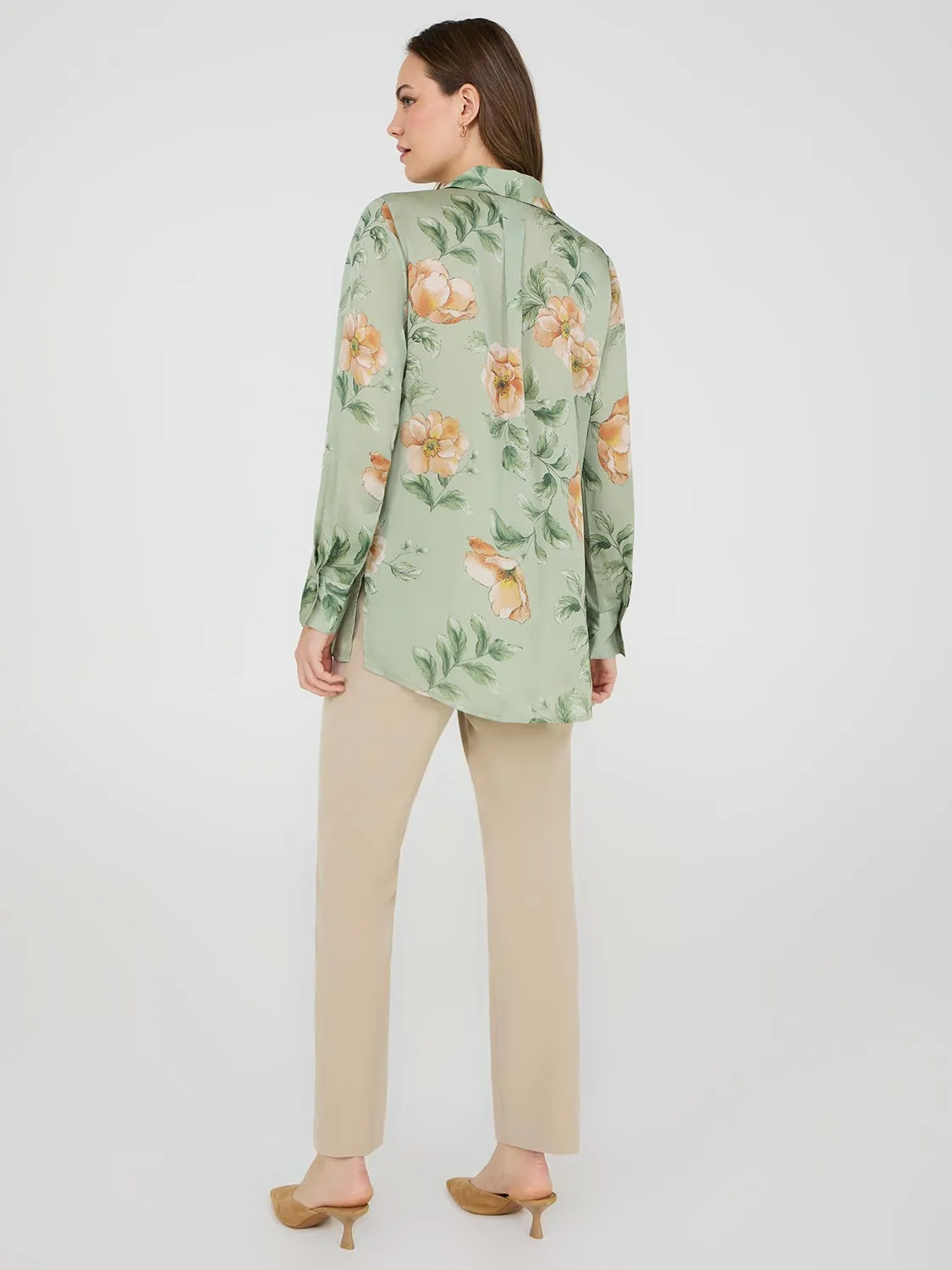 Textured Floral Tunic Blouse sold by Suzy Shier product image thumbnail 4