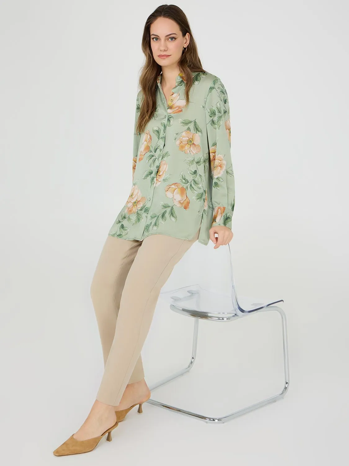 Textured Floral Tunic Blouse sold by Suzy Shier product image thumbnail 3