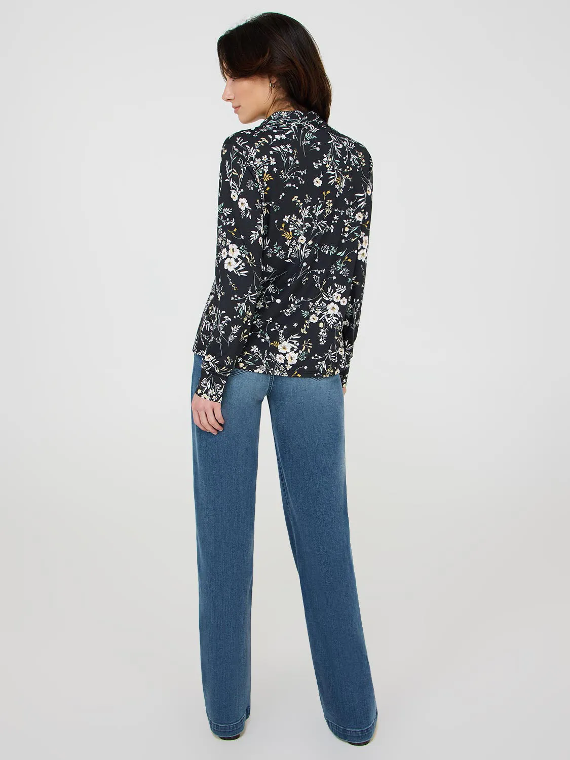 Floral Print Button-Front Classic Blouse sold by Suzy Shier product image thumbnail 4