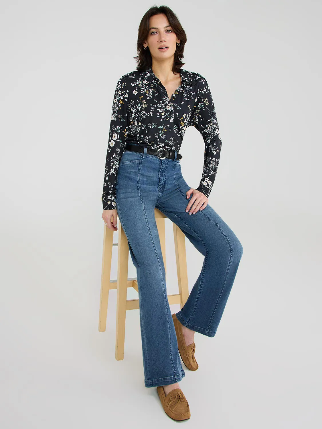 Floral Print Button-Front Classic Blouse sold by Suzy Shier product image thumbnail 3