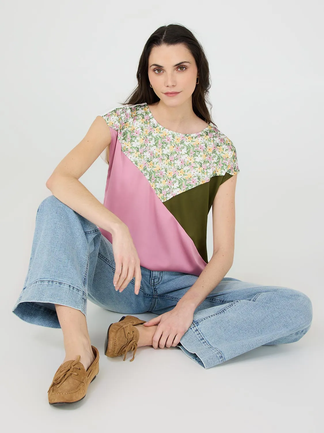 Colour Block Dolman Sleeve Satin Top sold by Suzy Shier product image thumbnail 3