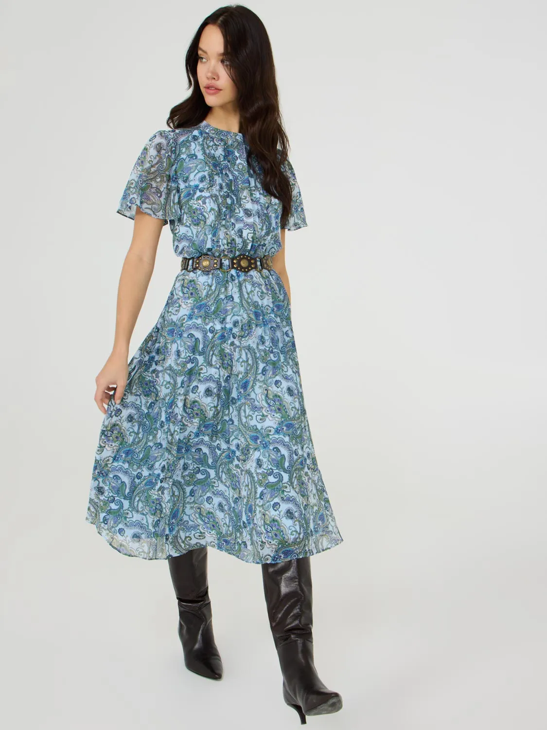 Paisley Print Pleated Chiffon Dress sold by Suzy Shier product image thumbnail 3