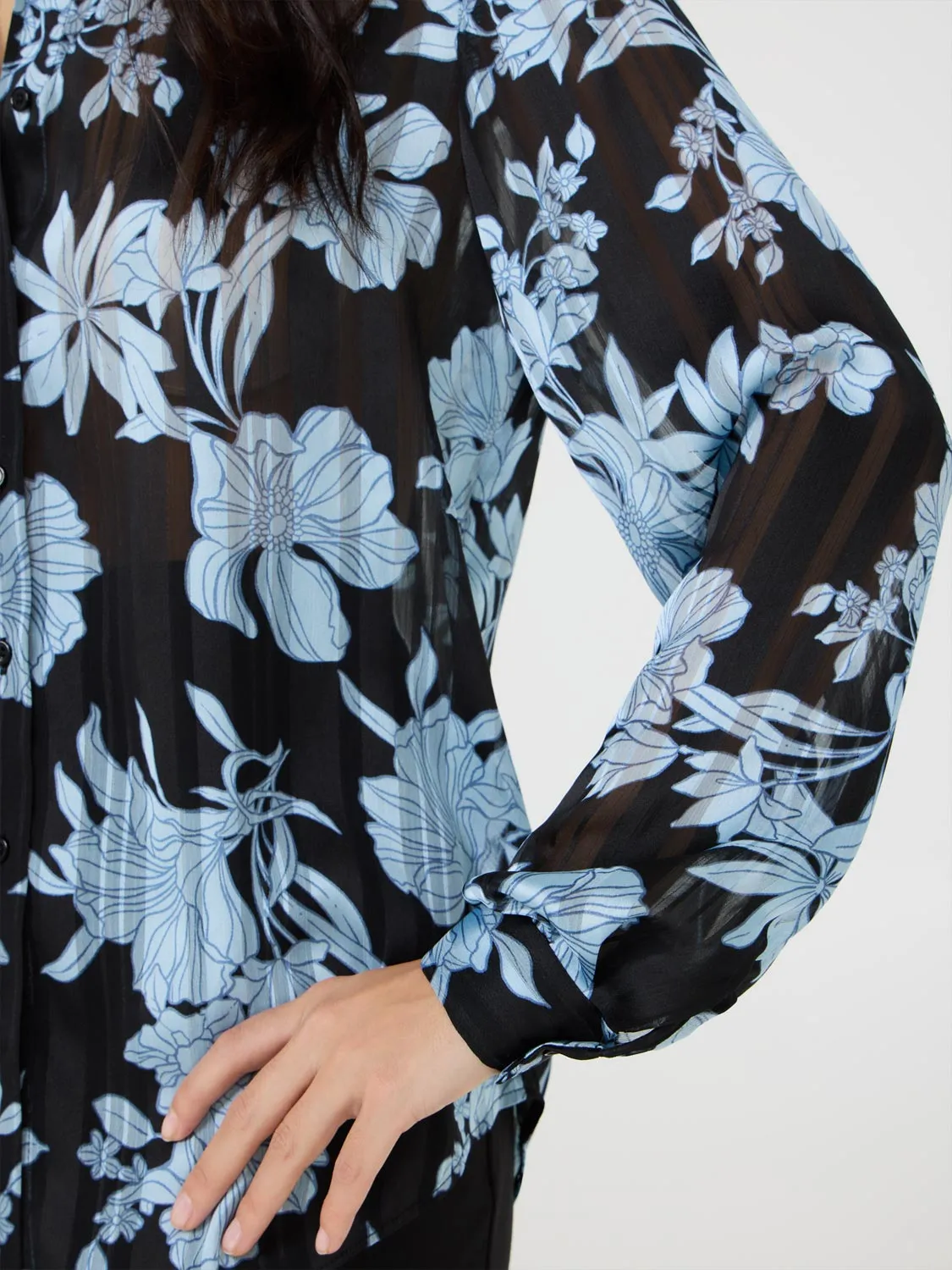 Floral Print Button-Front Chiffon Blouse sold by Suzy Shier product image thumbnail 3