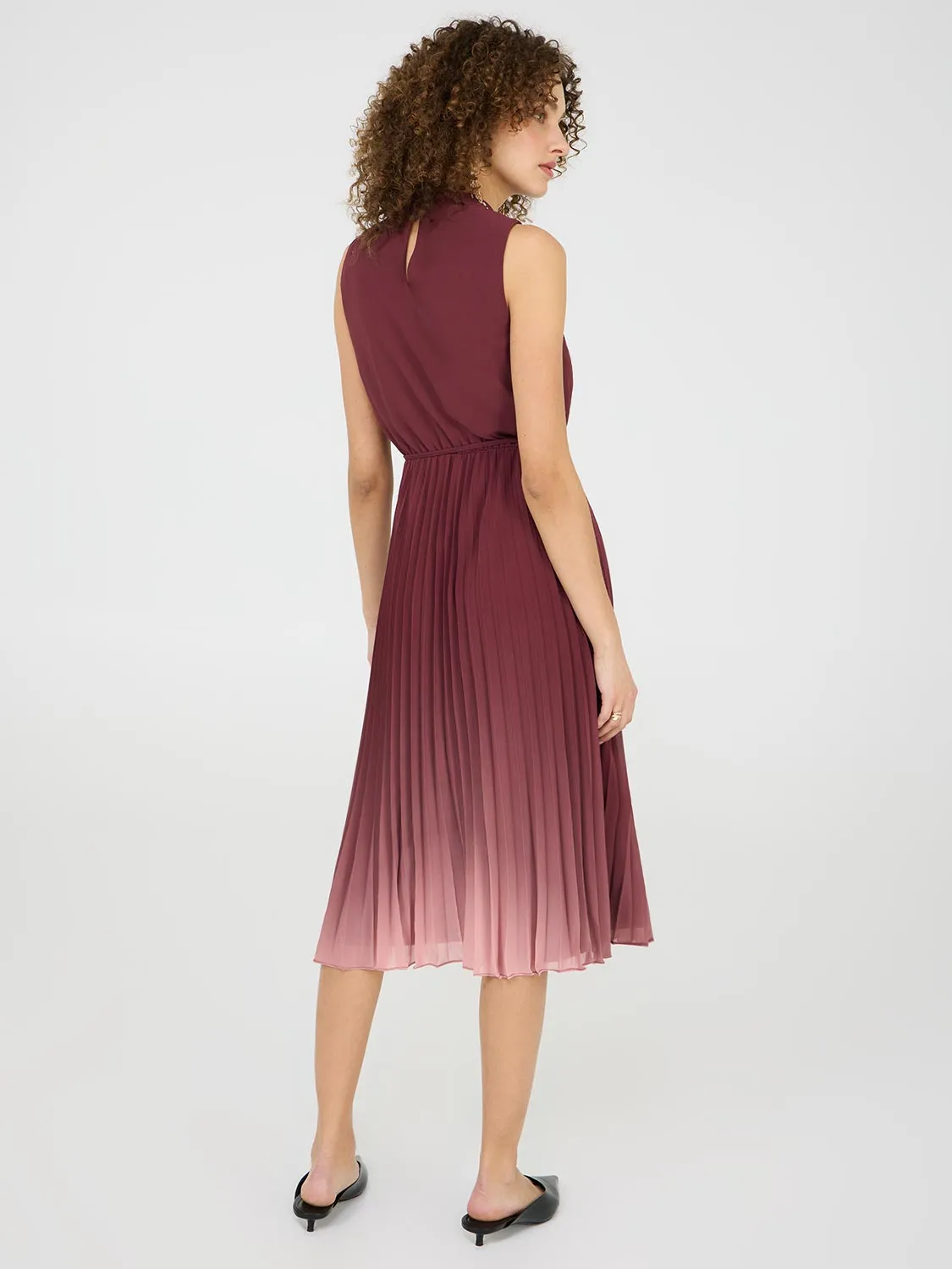 Ombre Mock Neck Pleated Midi Dress sold by Suzy Shier product image thumbnail 4