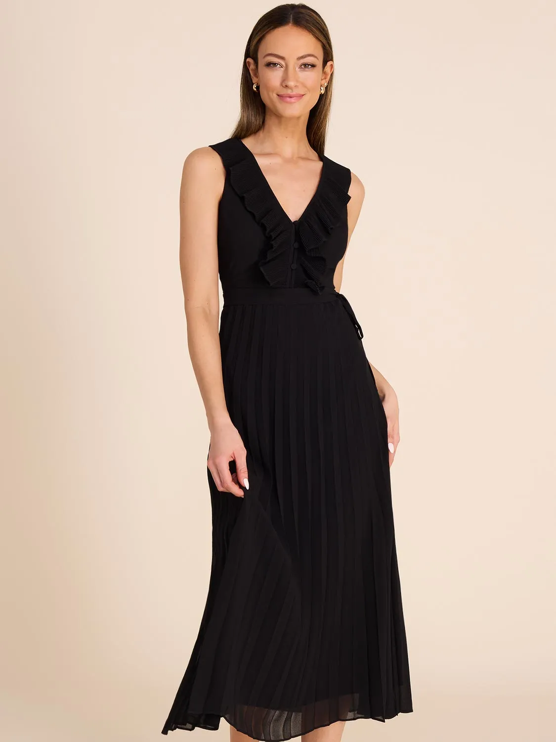 Pleated Chiffon Midi Dress sold by Suzy Shier product image thumbnail 3