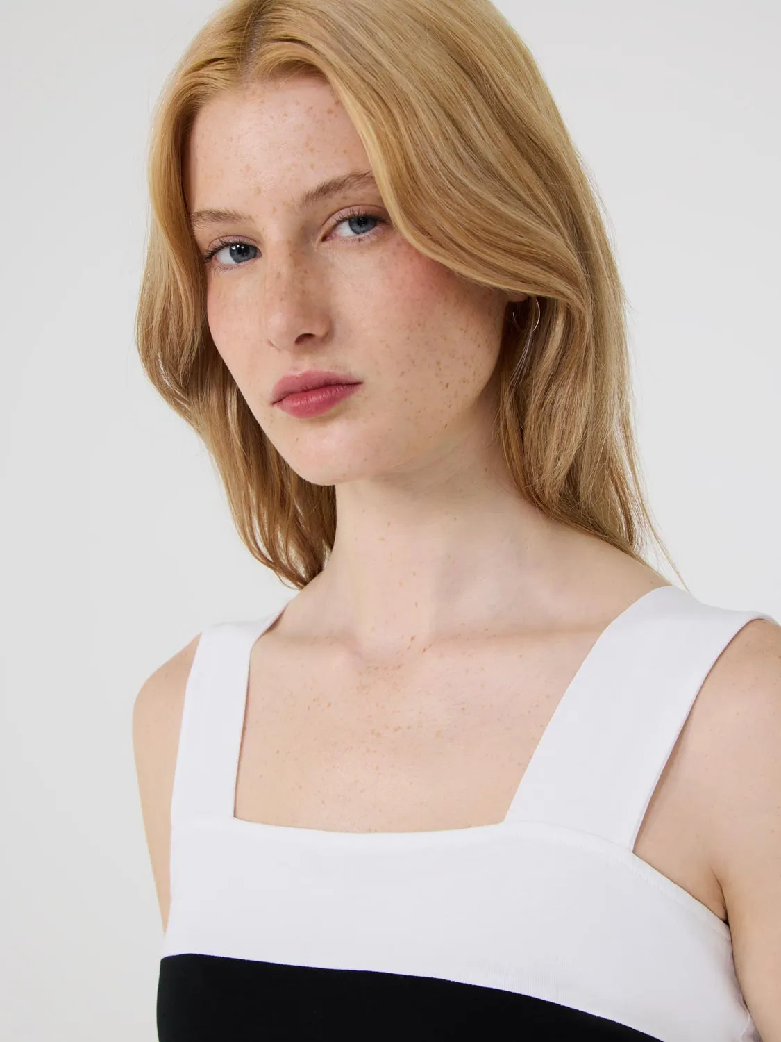 Colour Block Thick Strap Tank Top sold by Suzy Shier product image thumbnail 2