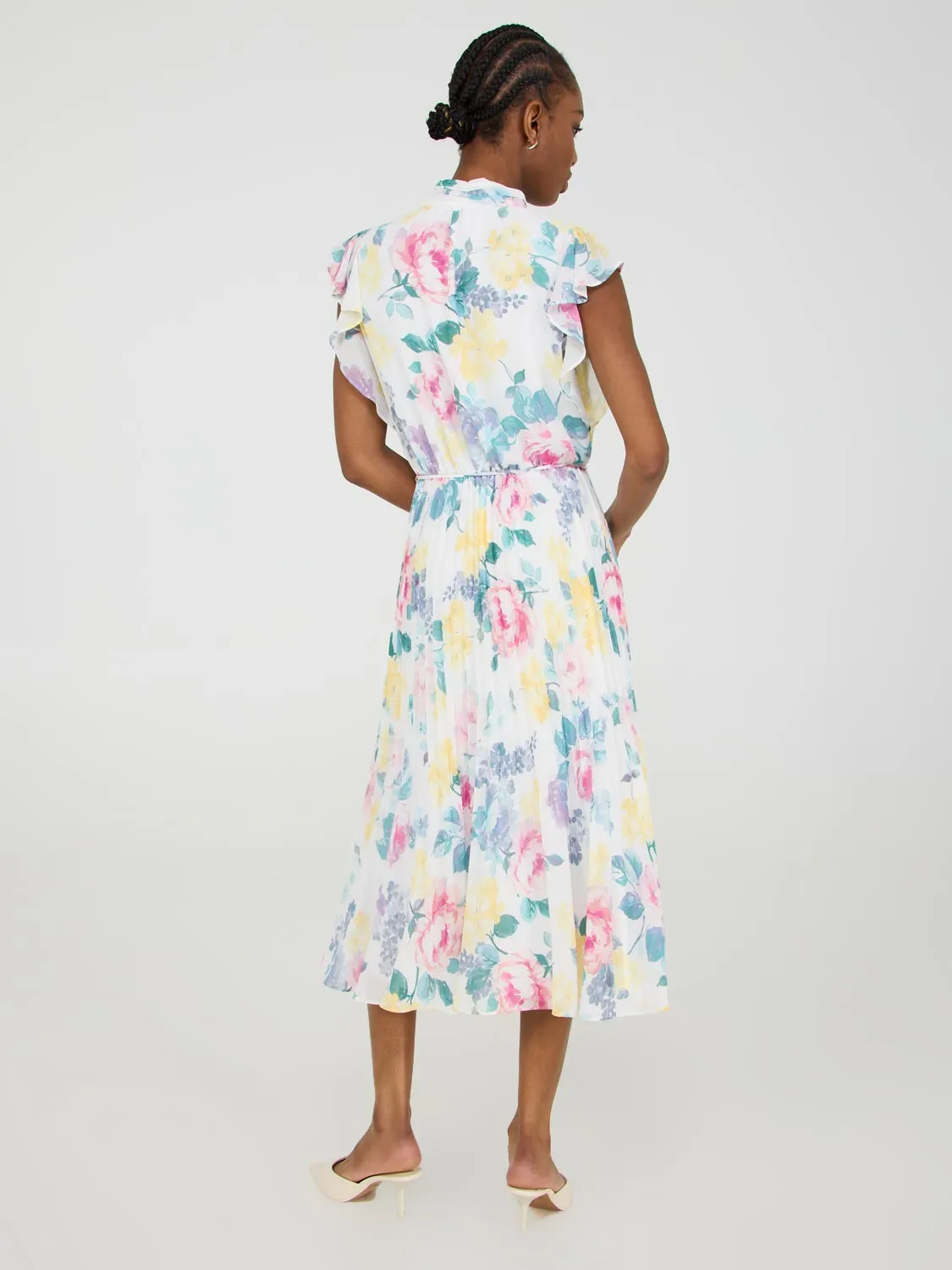 Printed Pleated Chiffon Dress With Ruffle Sleeves sold by Suzy Shier product image thumbnail 5