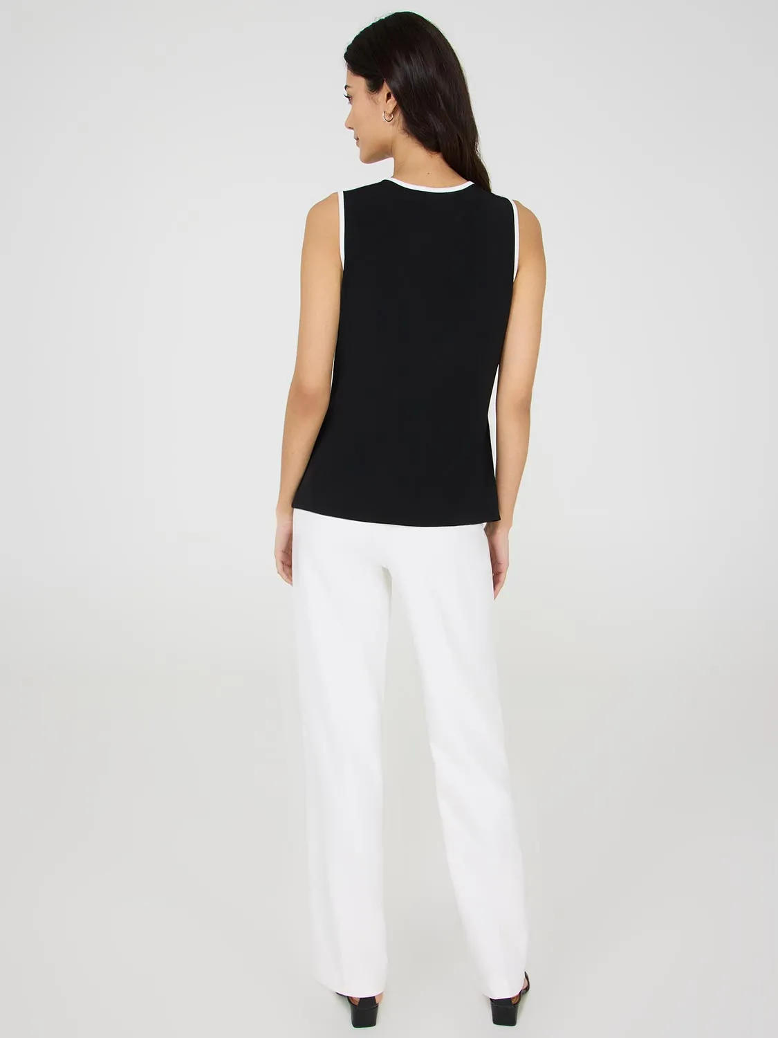 Contrast Piping Sleeveless Top sold by Suzy Shier product image thumbnail 4