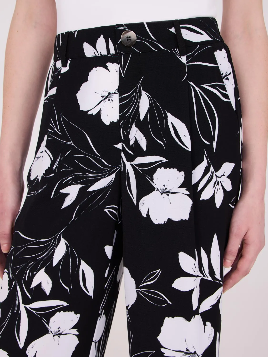 Printed Wide-Leg Mid-Rise Pants sold by Suzy Shier product image thumbnail 2