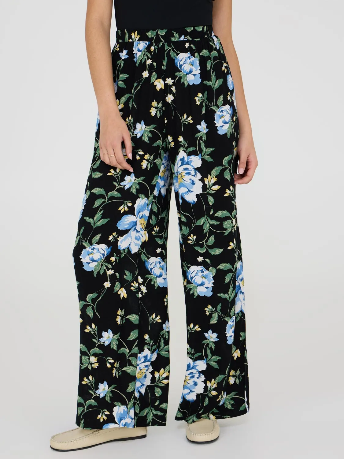 Floral Wide-Leg Palazzo Pants sold by Suzy Shier product image thumbnail 2