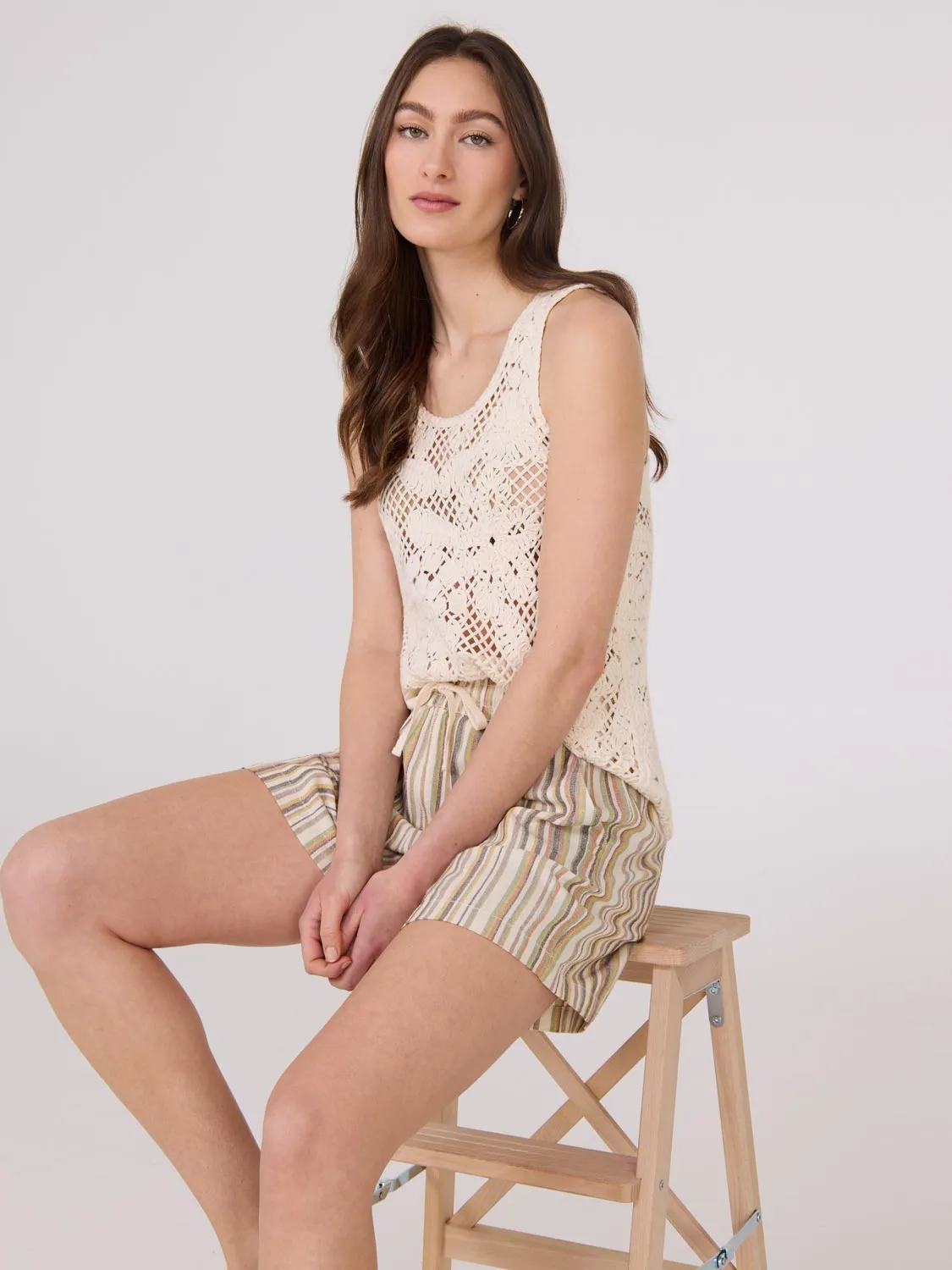 Scoop Neck Crochet Cotton Tank Top sold by Suzy Shier product image thumbnail 3