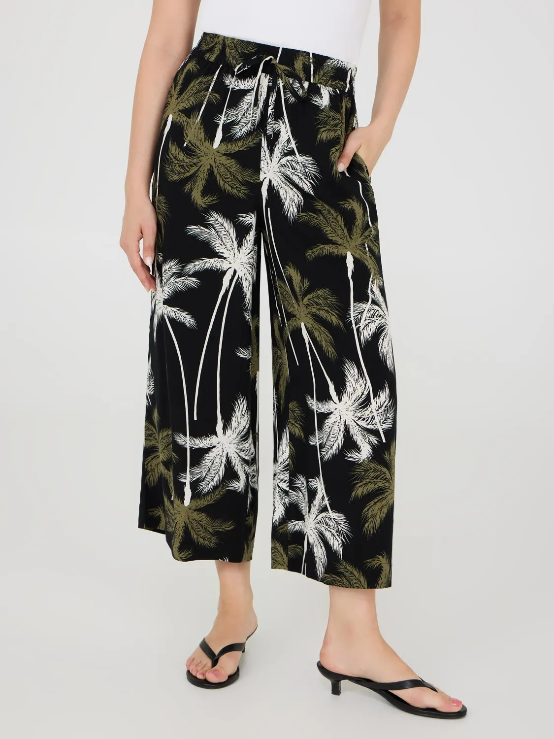 Tropical Print Wide-Leg Gaucho Pants sold by Suzy Shier product image thumbnail 2