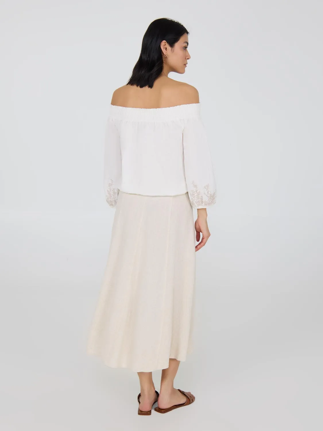 Off-The-Shoulder Linen Bubble Hem Top sold by Suzy Shier product image thumbnail 5