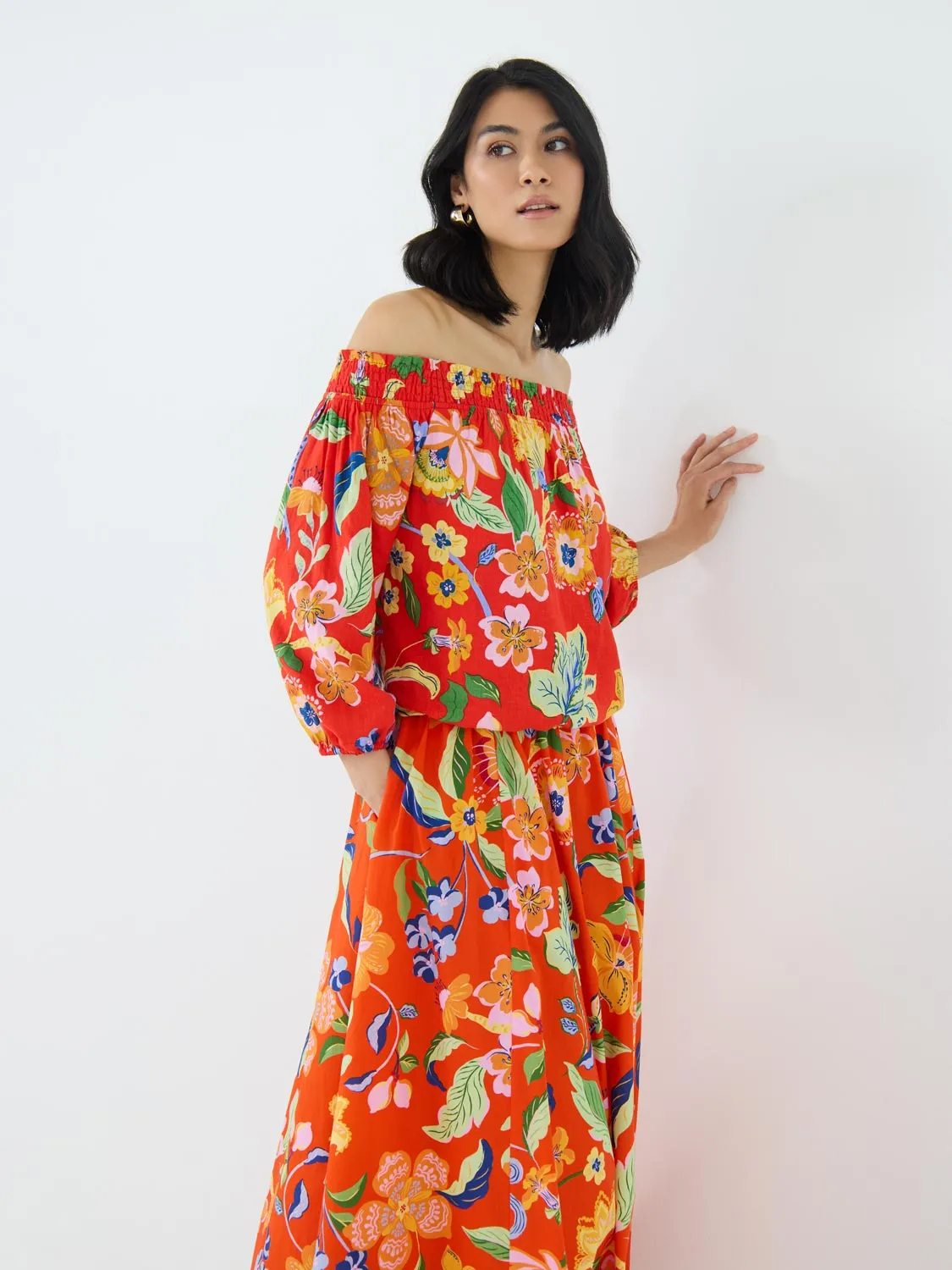 Floral Off-The-Shoulder Linen Bubble Hem Top sold by Suzy Shier product image thumbnail 4