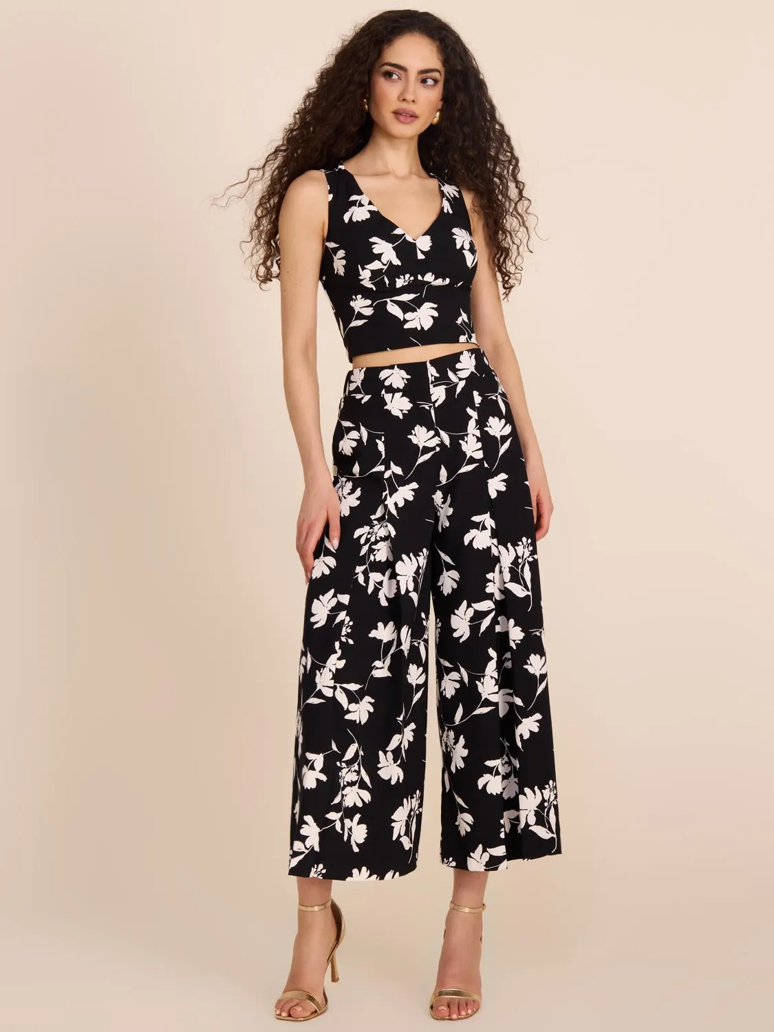 Satin Floral Crop Top sold by Suzy Shier product image thumbnail 5
