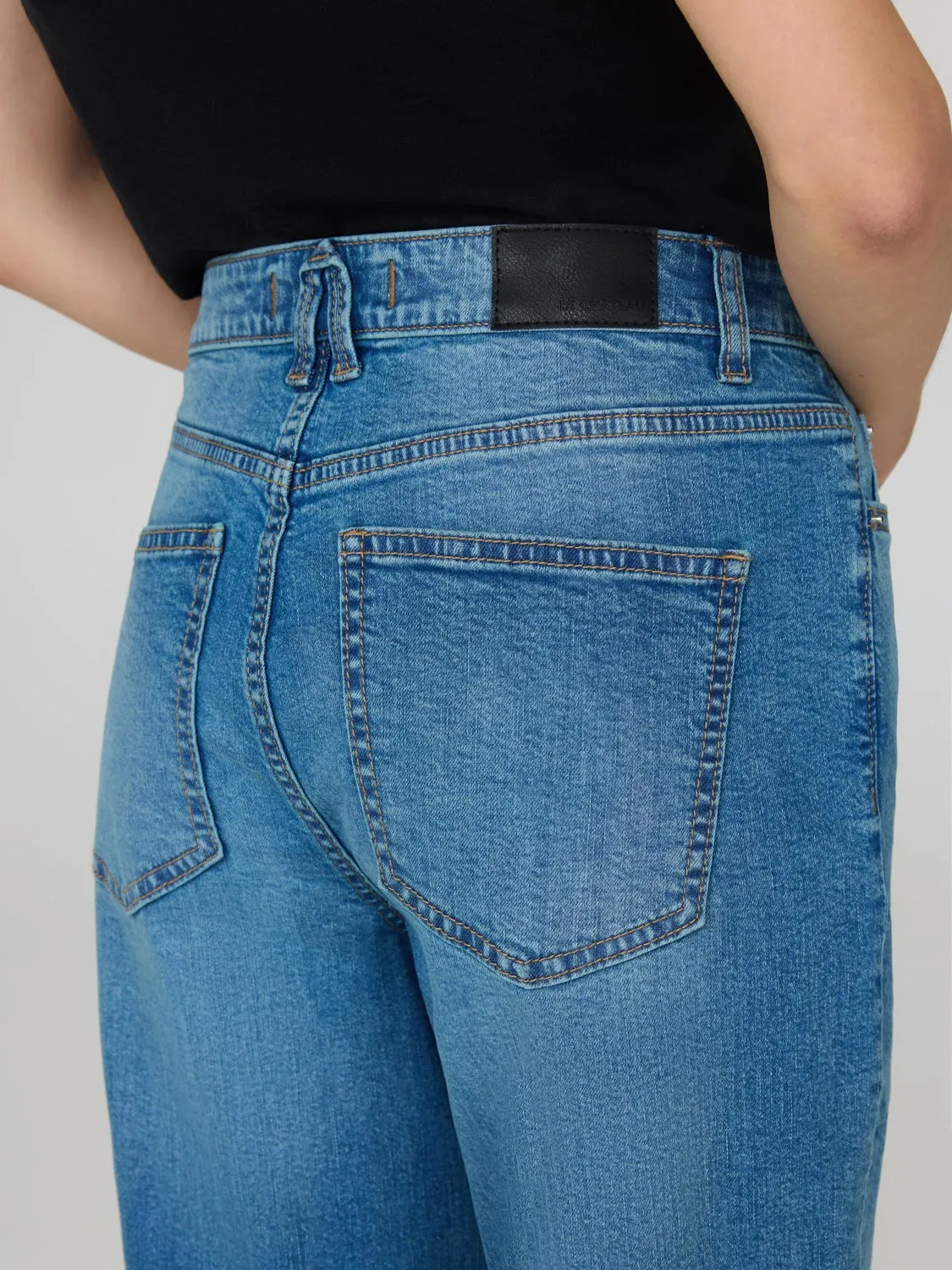 Cropped Straight Leg Cuffed Jeans sold by Suzy Shier product image thumbnail 4