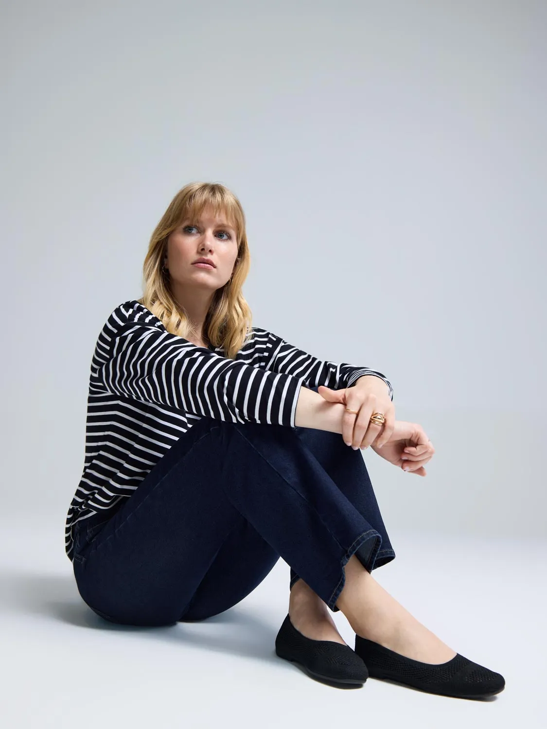 Ballet Flats sold by Suzy Shier product image thumbnail 3