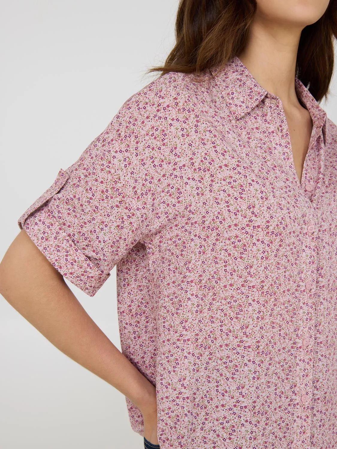 Ditsy Print Short Sleeve Blouse sold by Suzy Shier product image thumbnail 3
