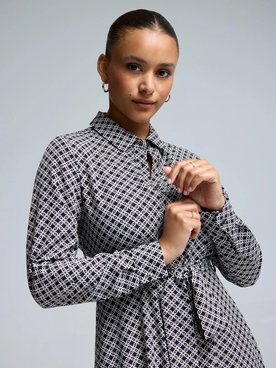 Geo Print Midi Shirt Dress sold by Suzy Shier product image thumbnail 2