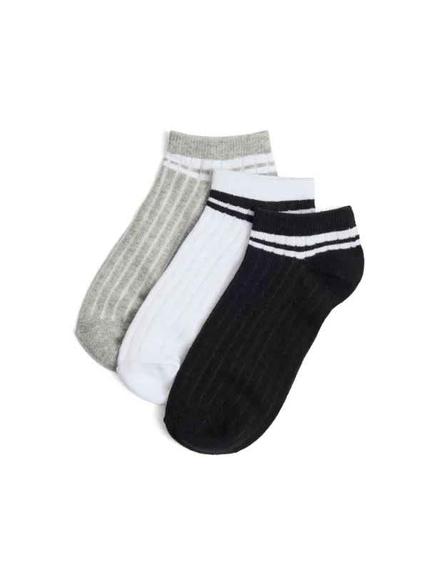 3-Pack Of Tipped Ankle Socks sold by Suzy Shier