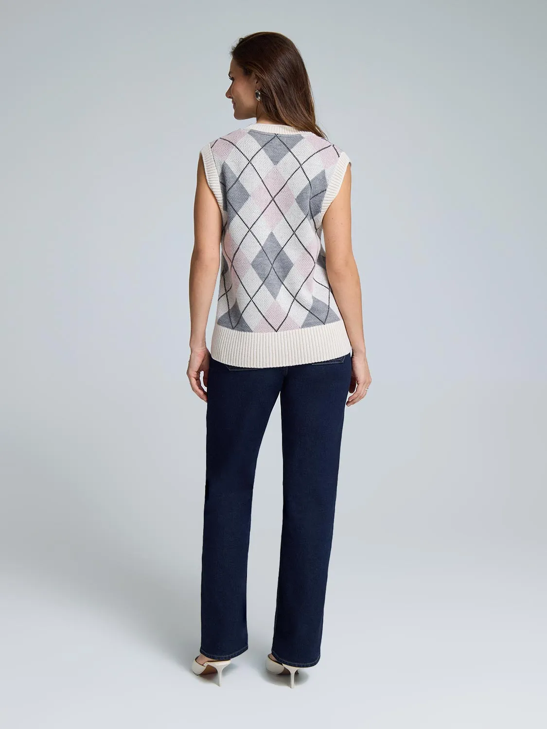 Argyle Wool Button-Front Sweater Vest sold by Suzy Shier product image thumbnail 4