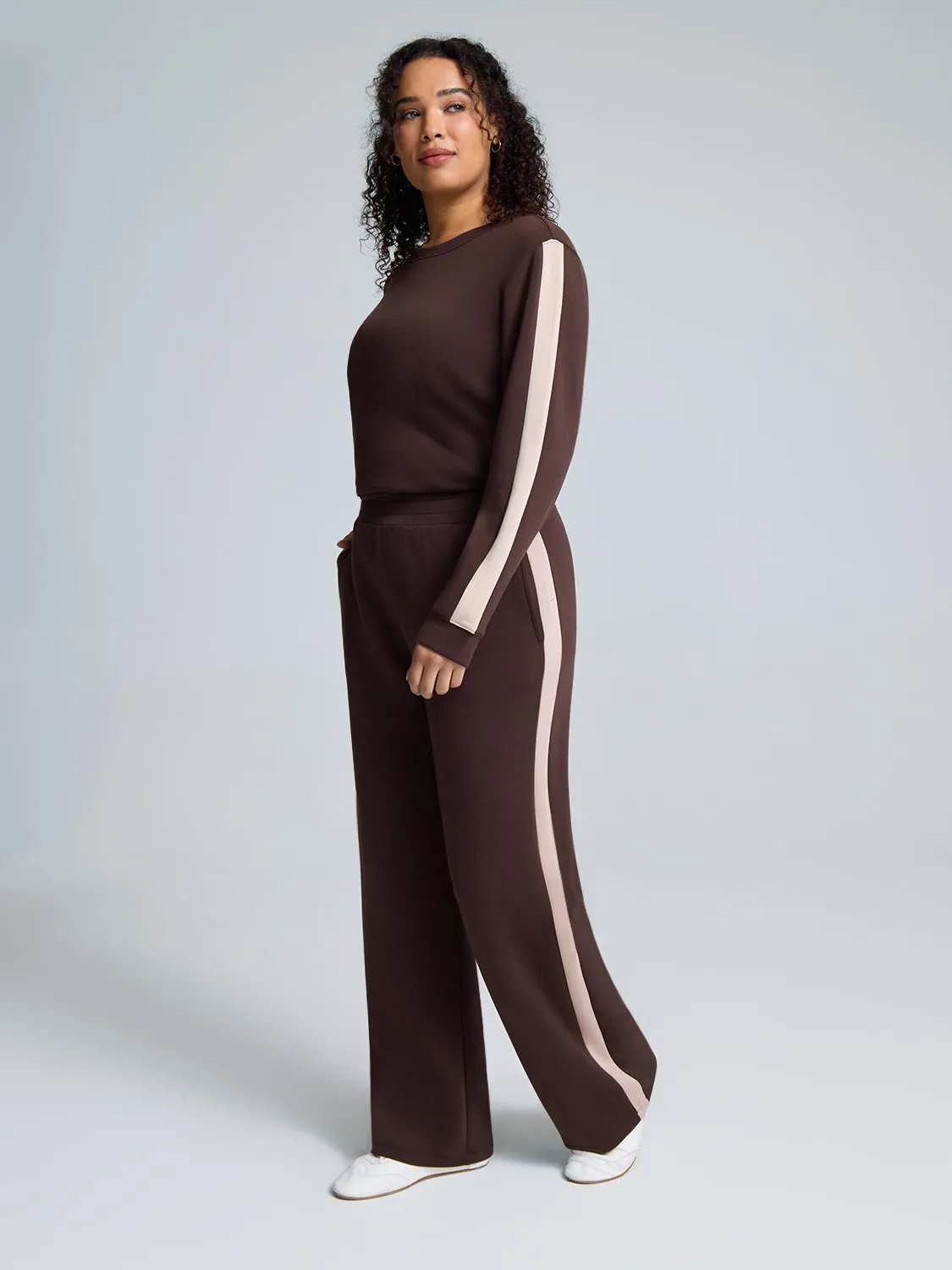 Cloud Fleece Contrast Stripe Wide-Leg Pants sold by Suzy Shier product image thumbnail 2