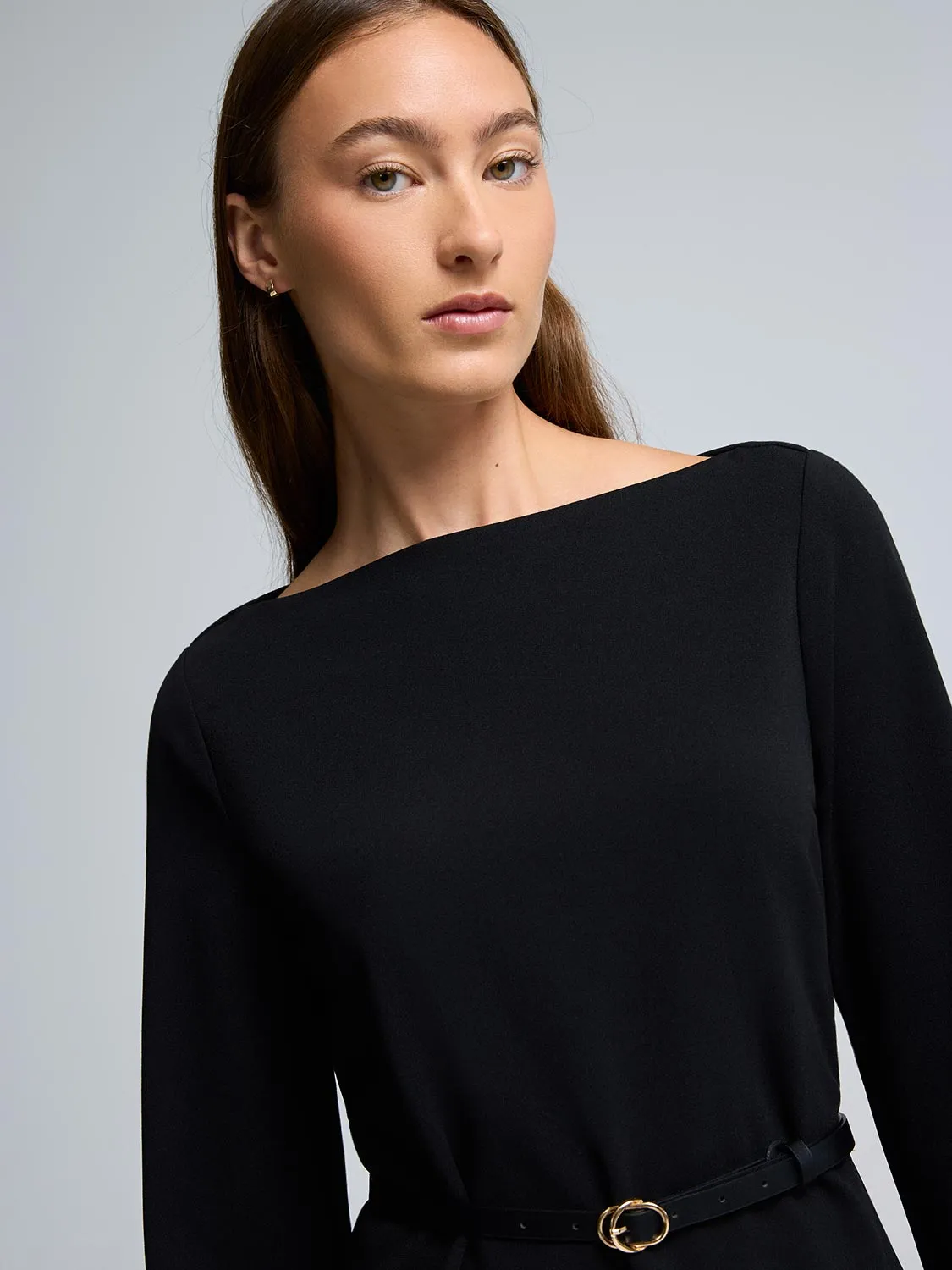 Boat Neck Belted Tunic Top sold by Suzy Shier product image thumbnail 4