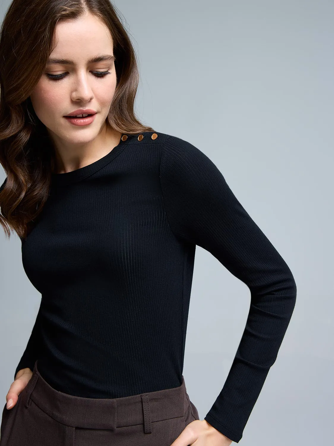 Button-Detail Ribbed Cotton-Blend Top sold by Suzy Shier product image thumbnail 3