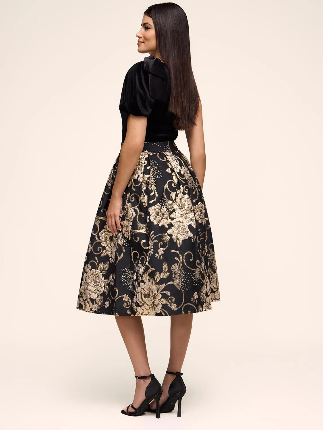 Jacquard Floral Pleated Midi Skirt sold by Suzy Shier product image thumbnail 2