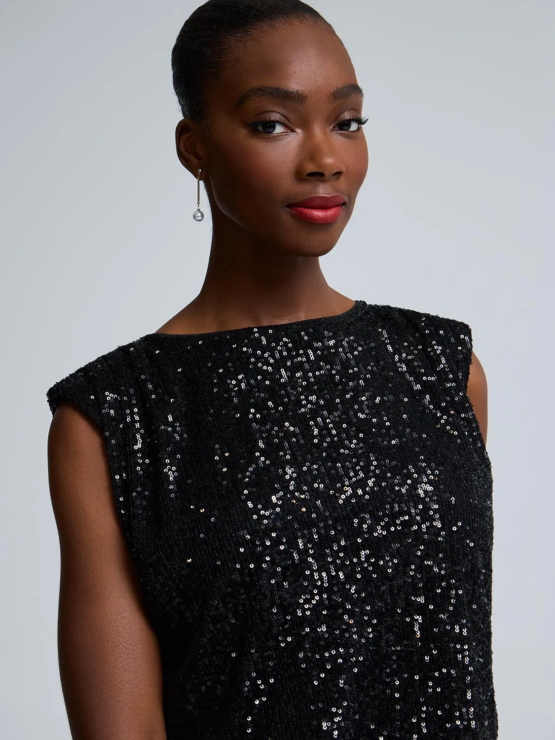 Cropped Sequin Mesh Bubble Hem Top sold by Suzy Shier product image thumbnail 2