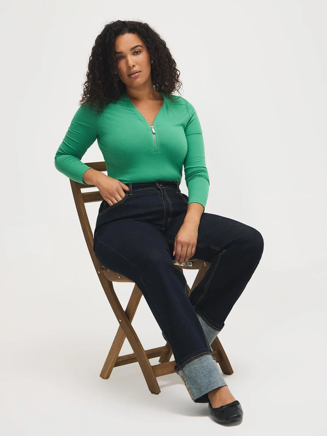 Zipper V-Neck Ribbed Top sold by Suzy Shier product image thumbnail 4