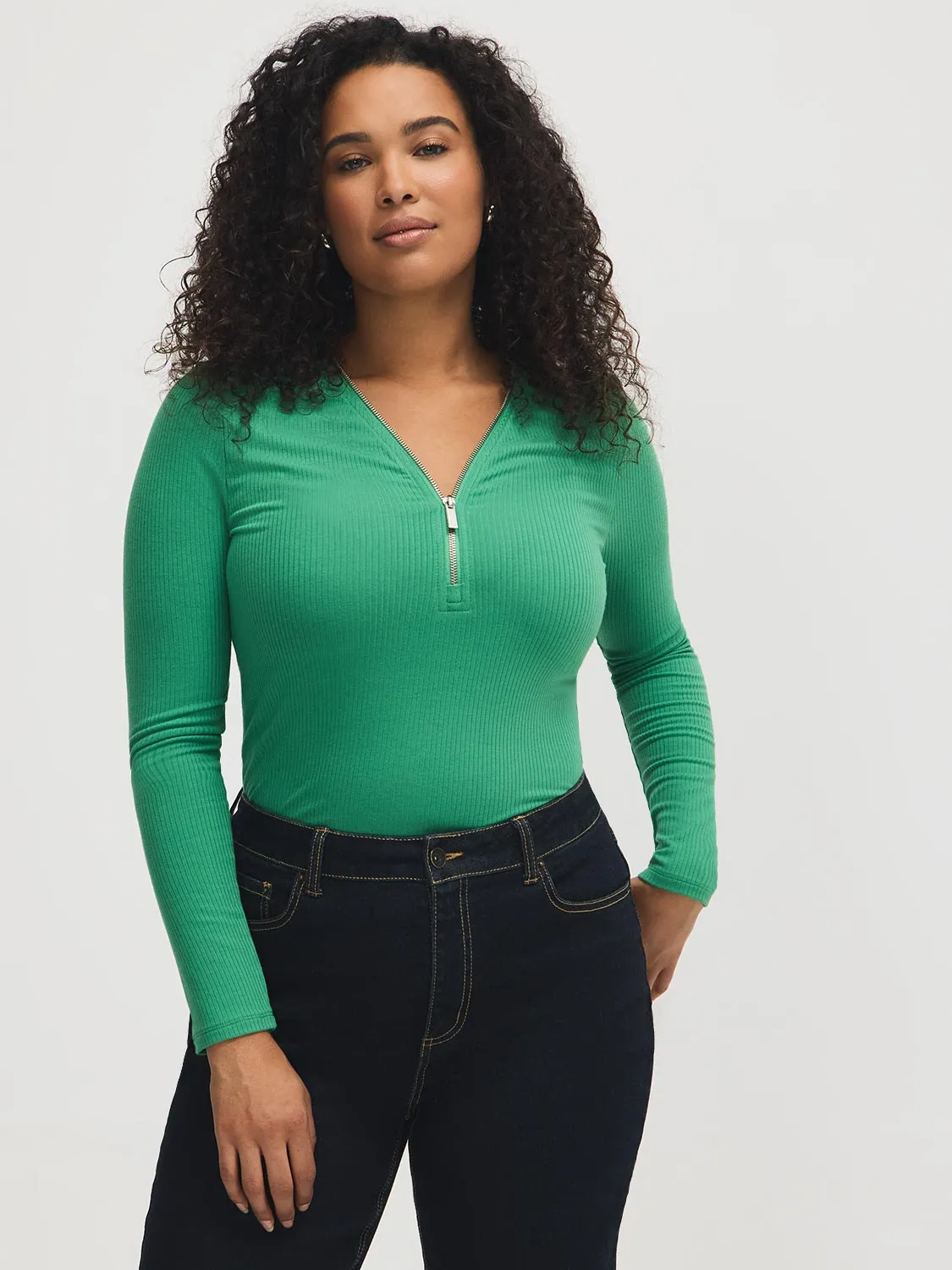 Zipper V-Neck Ribbed Top sold by Suzy Shier product image thumbnail 5