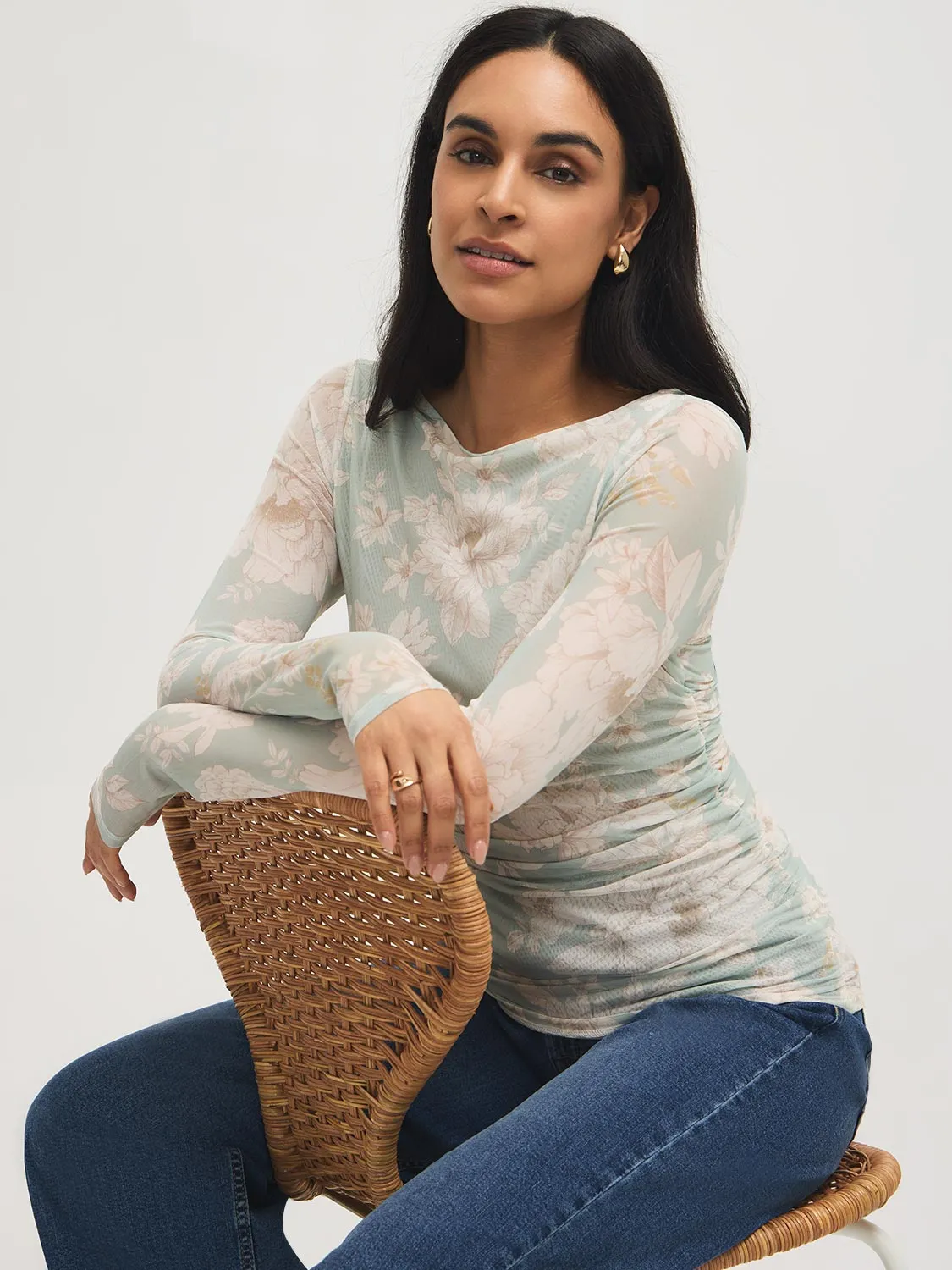 Floral Mesh Boat Neck Top sold by Suzy Shier product image thumbnail 4