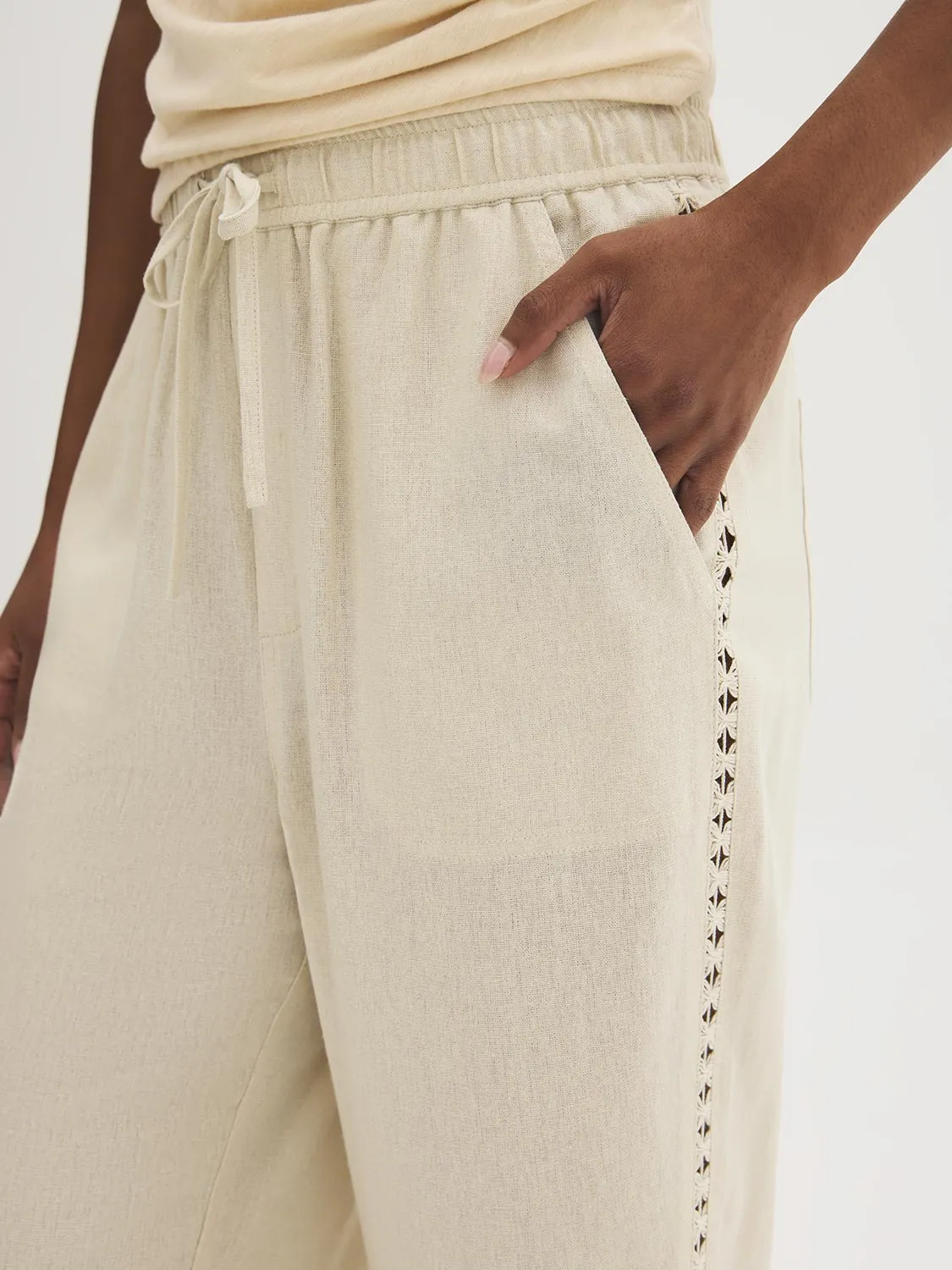Linen-Blend Crochet Capri Pants sold by Suzy Shier product image thumbnail 4