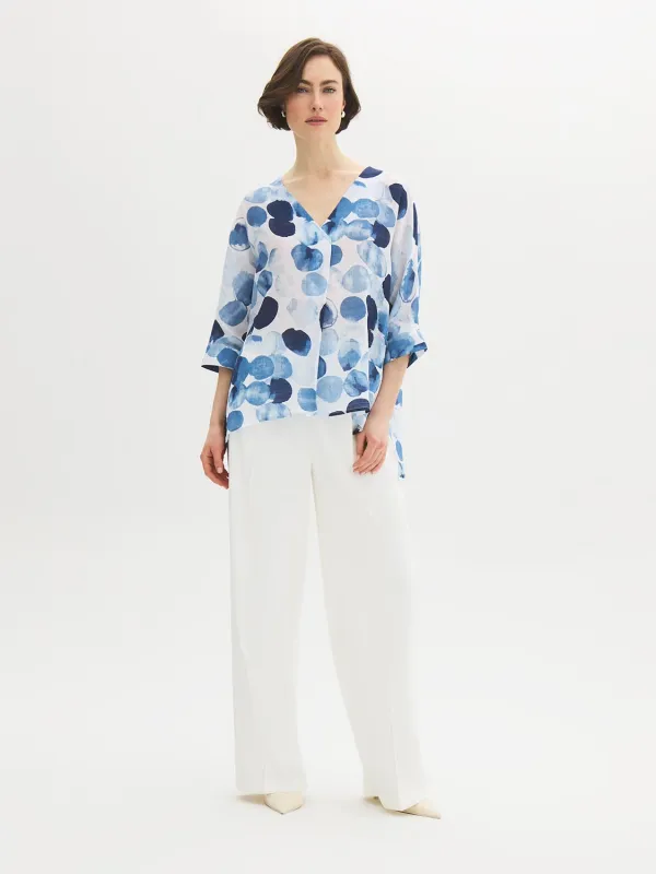 Printed 3/4 Sleeve V-Neck Blouse made by Suzy Shier